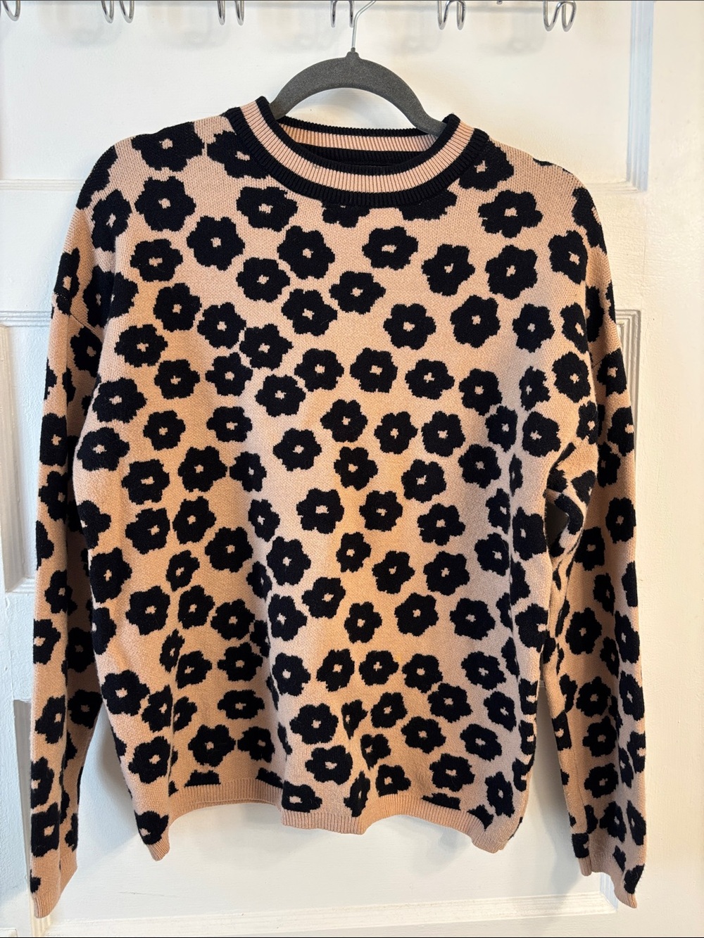 Floral Jacquard Crewneck Sweater in Beige and Black